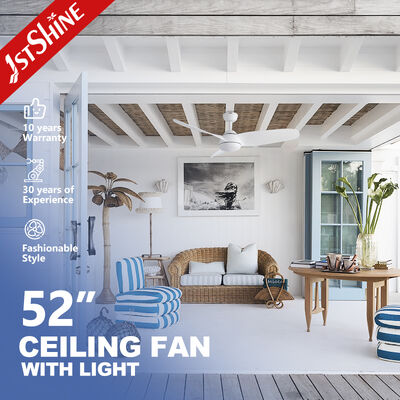 Καλή τιμή Ανθεκτικός πλαστικός ανεμιστήρας οροφής με ελαφριά κατασκευή και ισχυρό κινητήρα που παρέχει αποτελεσματική ψύξη σε δημόσιους χώρους σε απευθείας σύνδεση